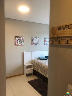 Apartamento finamente mobiliado no Velutti Home Club, com 3 dormitórios aprox. 60m da praia. Ref. 207