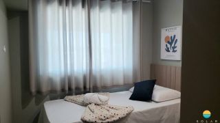 Apartamento finamente mobiliado no Velutti Home Club, com 3 dormitórios aprox. 60m da praia. Ref. 207