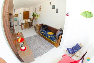 Apartamento mobiliado fica 500m do Beto Carrero World e aprox. 500m da praia. Ref. 222