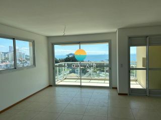 Apartamento de FRENTE PARA O MAR, 4 dormitórios e 2 garagens. Aprox. 50m da Praia de Armação em Penha/SC. Ref. 234