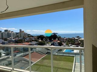 Apartamento de FRENTE PARA O MAR, 4 dormitórios e 2 garagens. Aprox. 50m da Praia de Armação em Penha/SC. Ref. 234