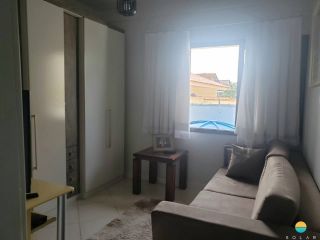 Sobrado 04 dormitórios e 04 vagas de garagens a 700m da praia de Armação em Penha-SC. Ref. 240