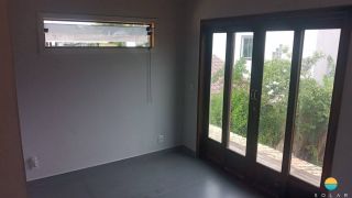 Casa à venda com vista do pôr do sol, aprox. 200m da Praia Grande, a melhor Praia de Penha. Ref. 260