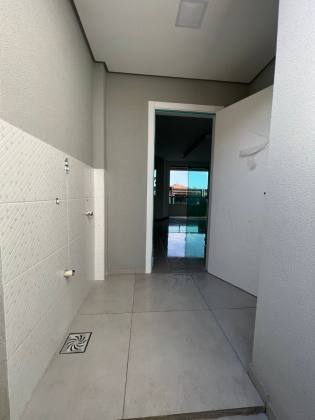 Encantador apartamento de 96m² a aprox. 800m da Praia de Balneário de Piçarras. Ref. 267