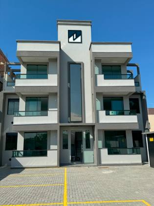 Encantador apartamento de 96m² a aprox. 800m da Praia de Balneário de Piçarras. Ref. 267