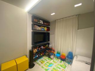 Casa à venda com 3 quartos, sendo 2 suítes no bairro Itararé em Campina Grande