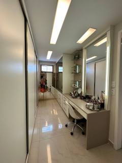 Casa à venda com 3 quartos, sendo 2 suítes no bairro Itararé em Campina Grande