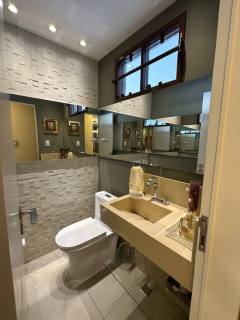 Casa à venda com 3 quartos, sendo 2 suítes no bairro Itararé em Campina Grande