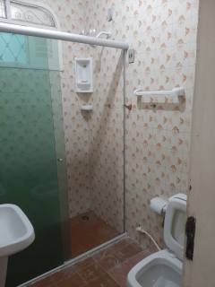 Casa à venda com 3 quartos, sendo 1 suíte no bairro Alto Branco em Campina Grande