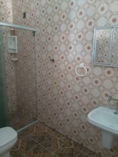 Casa à venda com 3 quartos, sendo 1 suíte no bairro Alto Branco em Campina Grande