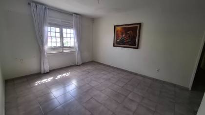 Casa Para Vender com 4 quartos 3 suítes no bairro Alto Branco em Campina Grande