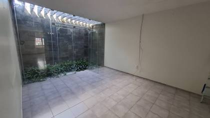 Casa Para Vender com 4 quartos 3 suítes no bairro Alto Branco em Campina Grande