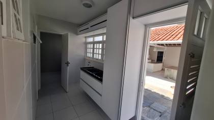 Casa Para Vender com 4 quartos 3 suítes no bairro Alto Branco em Campina Grande