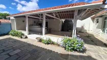 Casa Para Vender com 4 quartos 3 suítes no bairro Alto Branco em Campina Grande