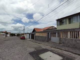 Casa para venda ou locação, com 5 quartos, sendo 2 suítes no bairro Palmeira em Campina Grande