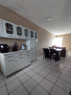 Casa para venda ou locação, com 5 quartos, sendo 2 suítes no bairro Palmeira em Campina Grande