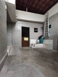 Casa para venda ou locação, com 5 quartos, sendo 2 suítes no bairro Palmeira em Campina Grande