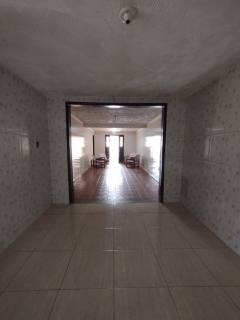 Casa para venda ou locação, com 5 quartos, sendo 2 suítes no bairro Palmeira em Campina Grande