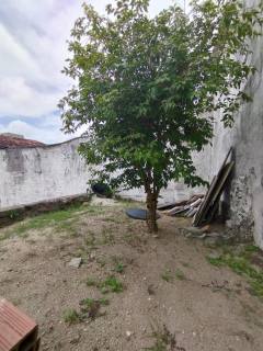 Casa para venda ou locação, com 5 quartos, sendo 2 suítes no bairro Palmeira em Campina Grande