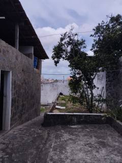 Casa para venda ou locação, com 5 quartos, sendo 2 suítes no bairro Palmeira em Campina Grande