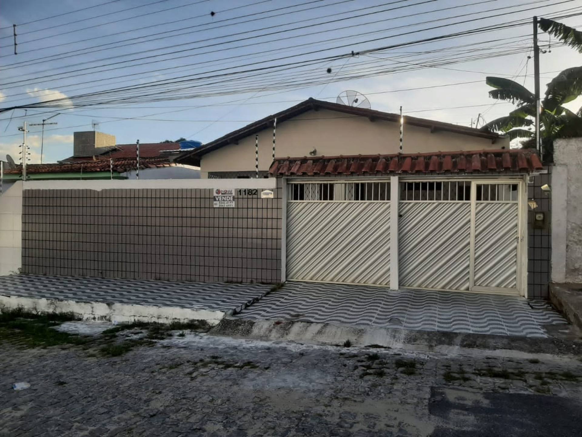 Casa à venda no bairro Liberdade em Campina Grande