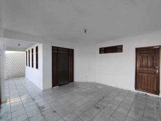 Casa à venda no bairro Liberdade em Campina Grande