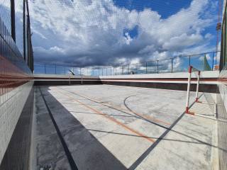 Apartamento para locação, com 4 quartos, sendo 4 suítes no bairro Mirante em Campina Grande