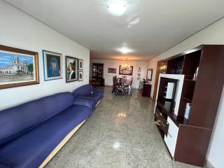 Apartamento à venda com 4 quartos, sendo 3 suítes, no Centro de Campina Grande