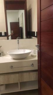 Casa à venda, com 4 quartos, sendo 3 suítes no bairro São José, Campina Grande													<<< Selecione uma Cidade em 													<<< Selecione uma Estado