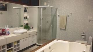 Casa à venda, com 4 quartos, sendo 3 suítes no bairro São José, Campina Grande													<<< Selecione uma Cidade em 													<<< Selecione uma Estado