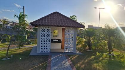 Casa à venda, em condomínio fechado, com 3 quartos, sendo 1 suíte em Campina Grande