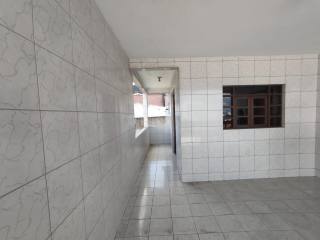 Casa à venda, com 6 quartos e terreno grande, na Bela Vista, em Campina Grande