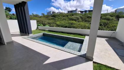 Casa de Condomínio à venda com 4 quartos, sendo 3 suítes no Terras Alphaville