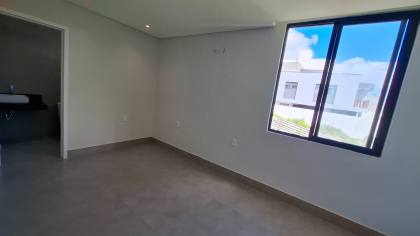 Casa de Condomínio à venda com 4 quartos, sendo 3 suítes no Terras Alphaville