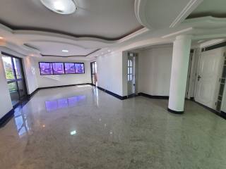 Apartamento à venda com 4 quartos, sendo 4 suítes no bairro Alto Branco em Campina Grande