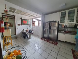 Casa a venda no bairro da Prata, em Campina Grande