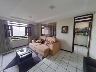 Casa a venda no bairro da Prata, em Campina Grande