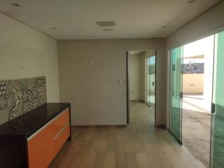 Casa à venda com 5 quartos, sendo 2 suítes, no bairro Malvinas em Campina Grande