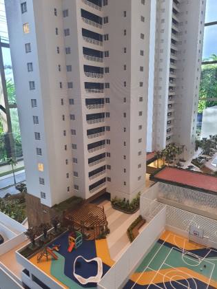 Apartamento Para Vender com 3 quartos, sendo 3 suítes no bairro Jardim Tavares em Campina Grande