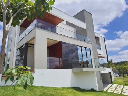 Casa à venda com 5 suítes no Atmosphera Eco Residence