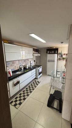 Apartamento à venda com 2 suítes no bairro Jardim Tavares em Campina Grande