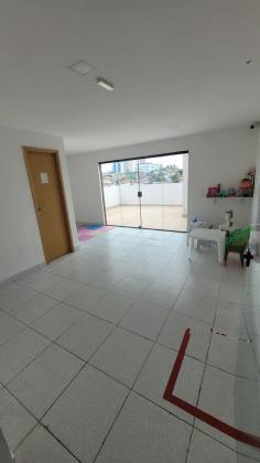 Apartamento à venda com 2 quartos, sendo 1 suíte, no bairro São José em Campina Grande