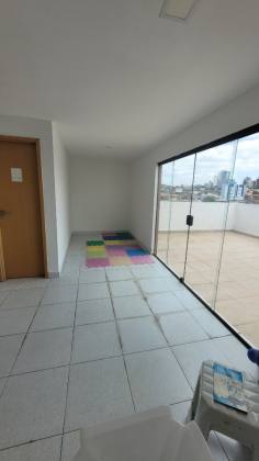 Apartamento à venda com 2 quartos, sendo 1 suíte, no bairro São José em Campina Grande