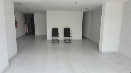Apartamento à venda com 2 quartos, sendo 1 suíte, no bairro São José em Campina Grande