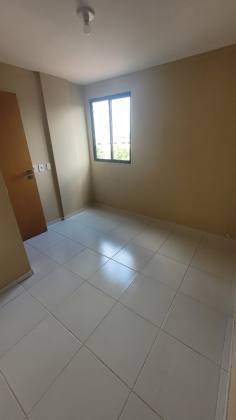 Apartamento à venda com 2 quartos, sendo 1 suíte, no bairro São José em Campina Grande