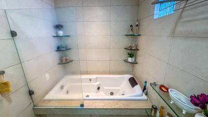 Apartamento à venda com 3 suítes no bairro do Mirante em Campina Grande