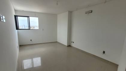 Apartamento à venda com 3 suítes, sendo 1 reversível, no bairro Alto Branco em Campina Grande