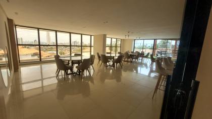 Apartamento à venda com 3 suítes, sendo 1 reversível, no bairro Alto Branco em Campina Grande