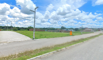 Terreno plano à venda na Vila Maria da Luz, a 7km de Campina Grande