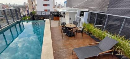 Apartamento à venda com 2 quartos, sendo 1 suíte no bairro Manaíra em João Pessoa